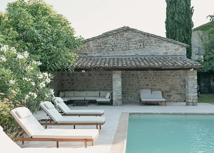 Villa Le Petit Mas Des Hirondelles *
